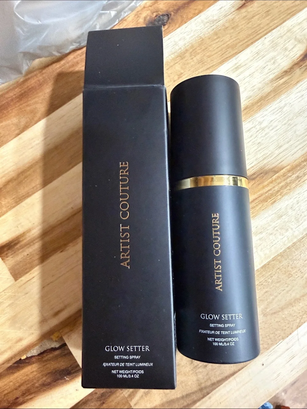 Artist Couture Glow Setter Setting Spray — Black with Gold Trim